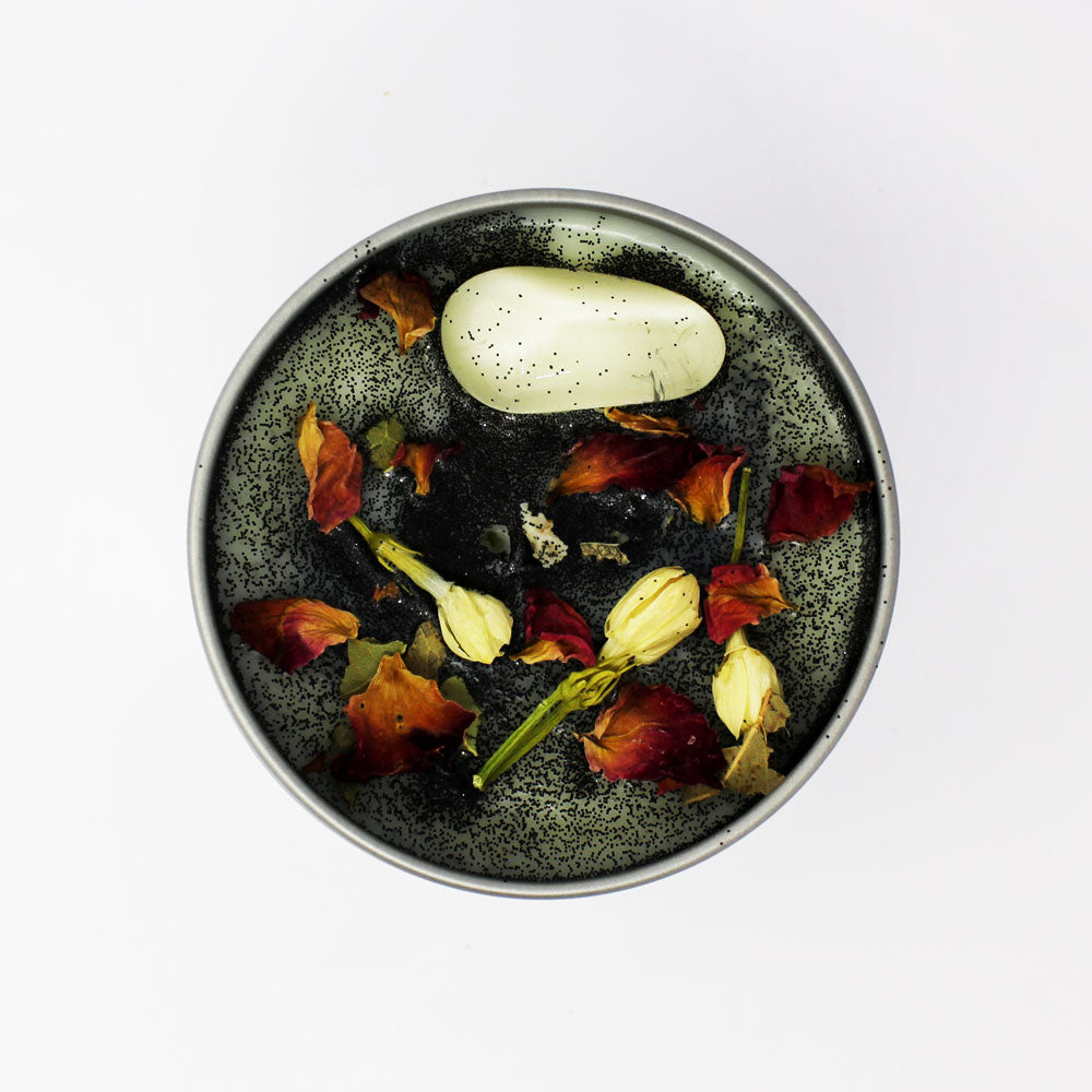 New Moon 4 oz. Tin